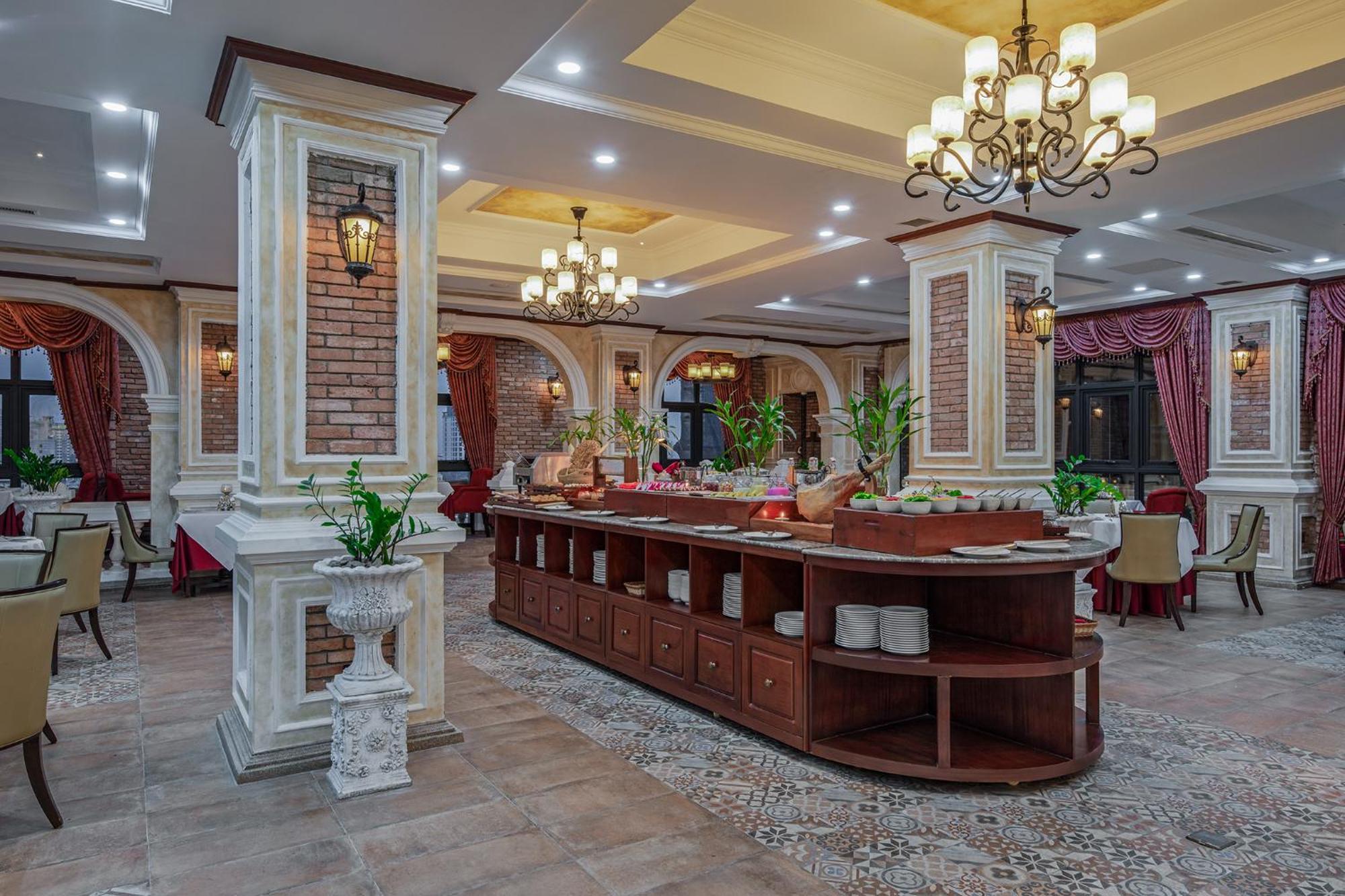 Anik Palace Hotel Phnom Penh Exteriör bild